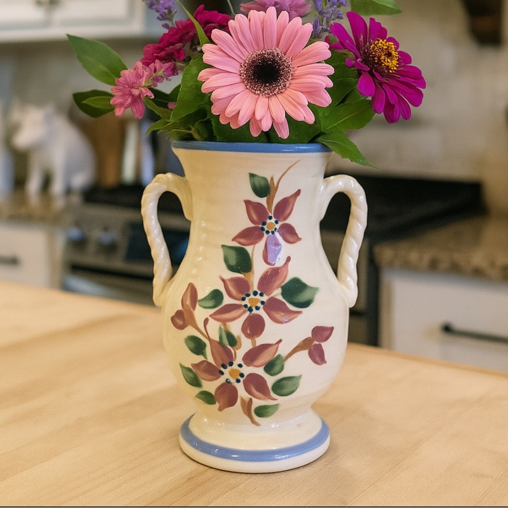 Antique Roseville Pottery Vase. 8.5” Old Colony. Vintage 1940s. Floral EUC